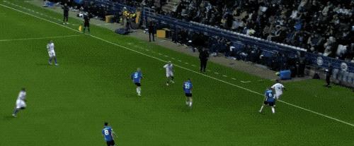 雷特吉制造, 内摆脱防守, https